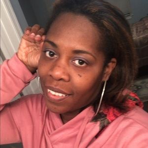 Meet your Posher, Theronda